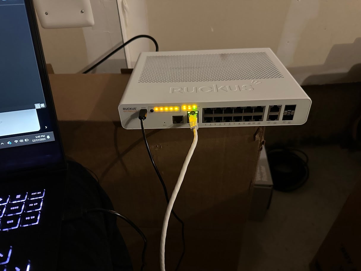 Port 13.jpg Port 13.jpg