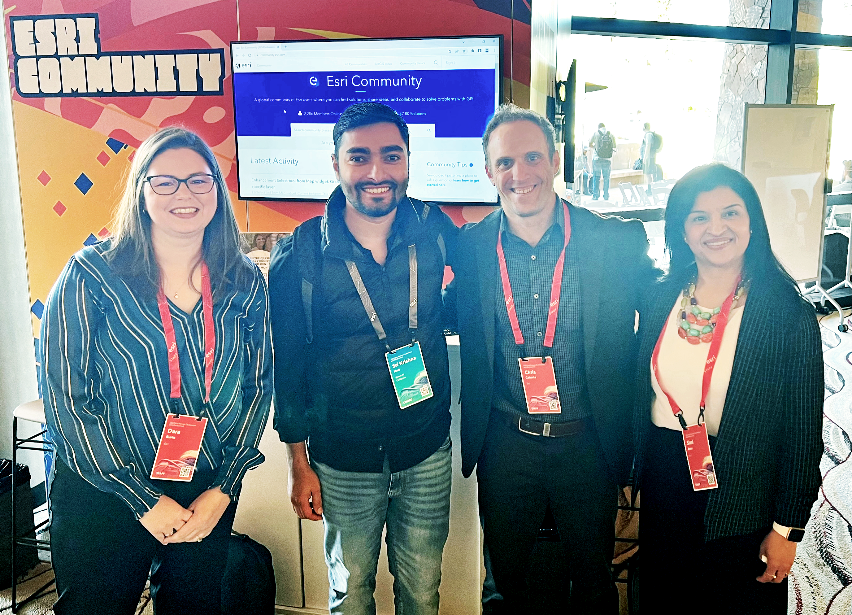 Krishna Murthy and EC Team_DevSummit.png Krishna Murthy and EC Team_DevSummit.png